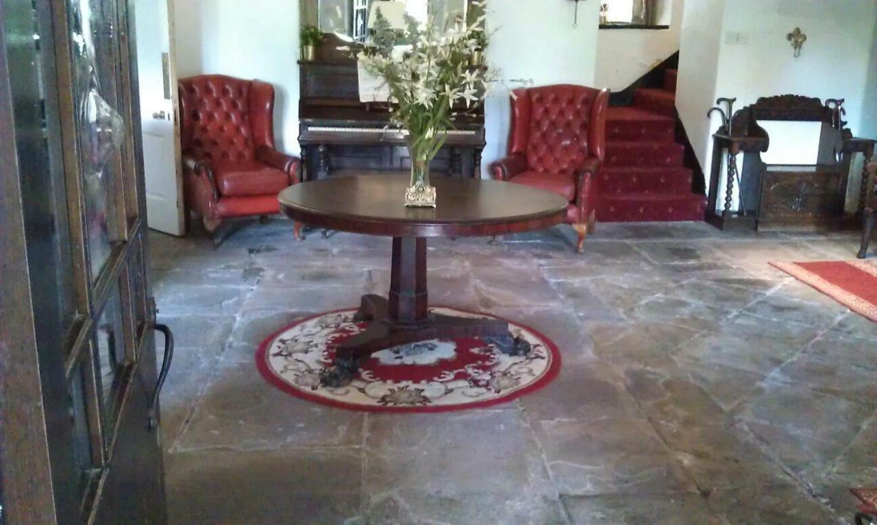Rangeworthy Court Hotel Bagian luar foto