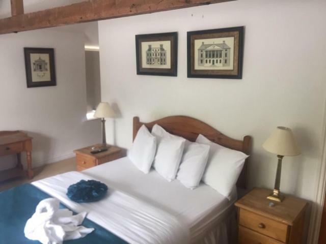 Rangeworthy Court Hotel Bagian luar foto
