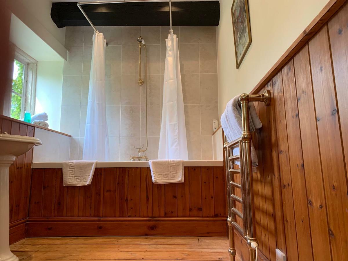 Rangeworthy Court Hotel Bagian luar foto